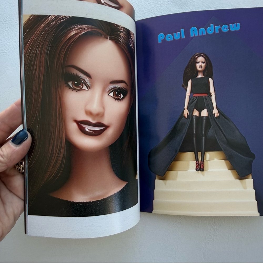 Barbie VOGUE Italia September 2015 Special Supplement Barbie Issue - Picture 4 of 5
